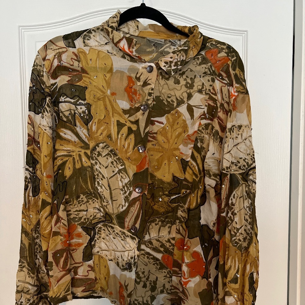 Long sleeved blouse